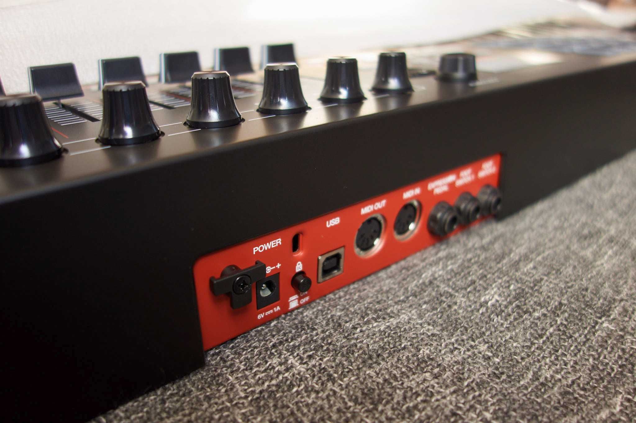 Klawiatura sterująca AKAI Professional MPK 261 NOWA! komplet