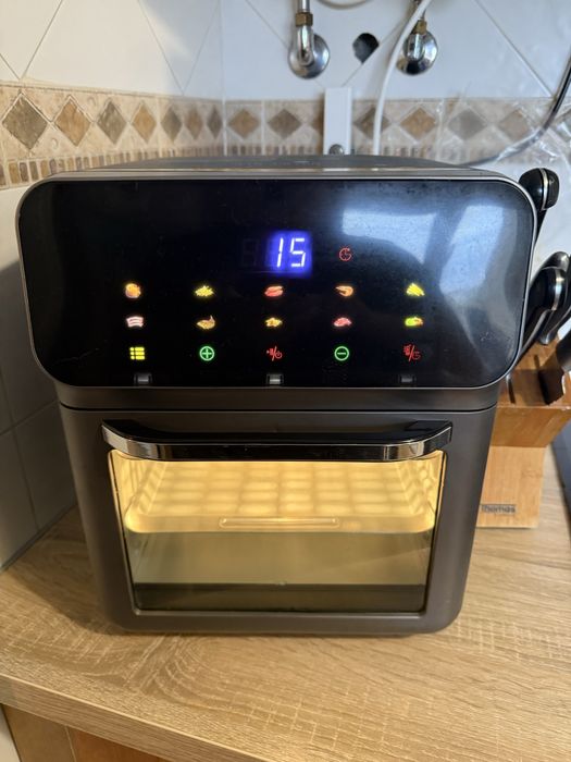 Air fryer pouco usada