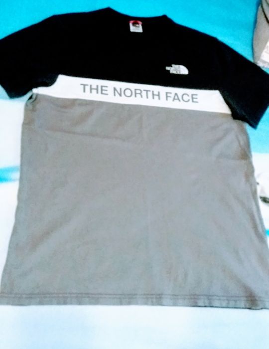 Фудболка  бренду "the north face" розмір M