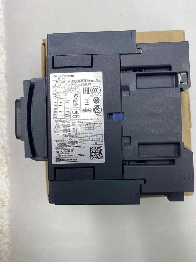 Nowy Stycznik Schneider Electric LC1D65AP7