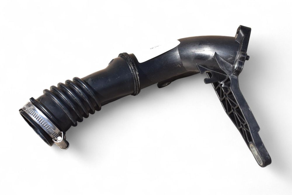 Rura Przewód Intercoolera VOLVO S40 II V50 FOCUS MK3 1.6D TDCI AV2Q-9351-BB