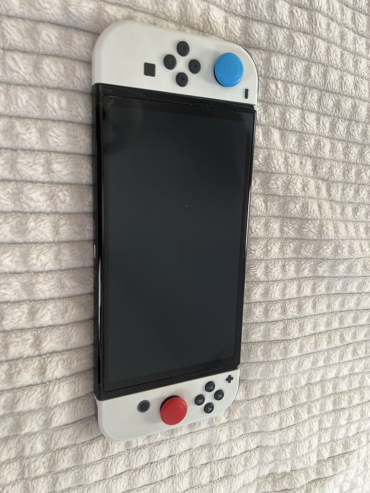 Konsola Nintendo Switch OLED z dodatkami GWARANCJA