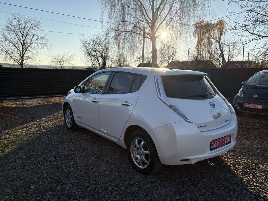 Nissan Leaf 2014