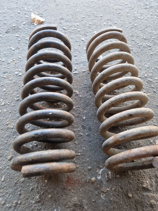 Продам пружину  раф