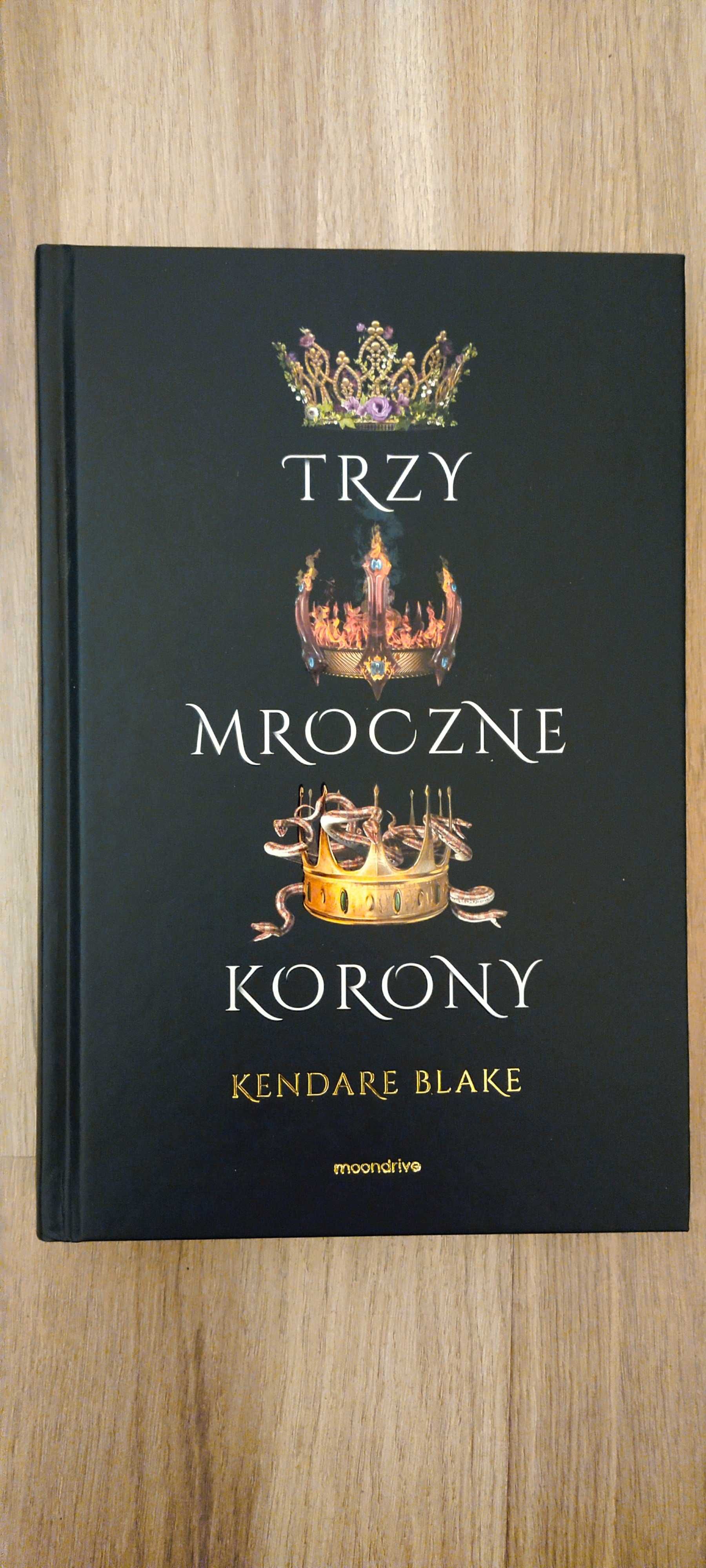 Trzy mroczne korony

Kendare Blake