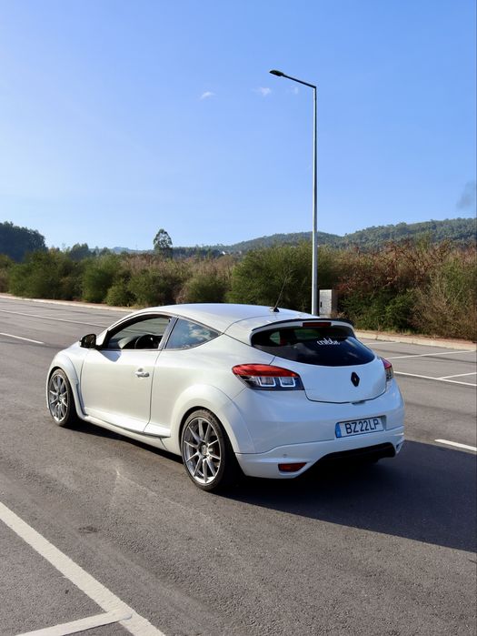 Renault megane 3 RS 322cv