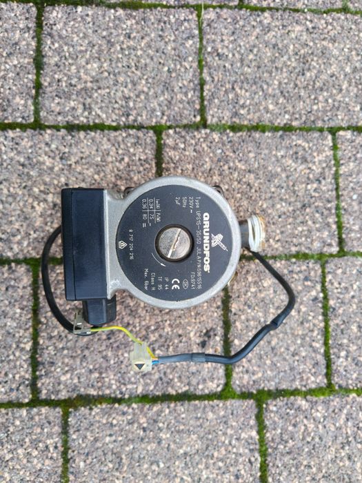 Pompa obiegowa cyrkulacyjna CO Grundfos UPS 15- 35/50