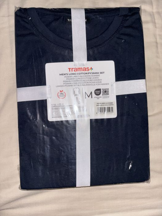 Pijama unisexo novo