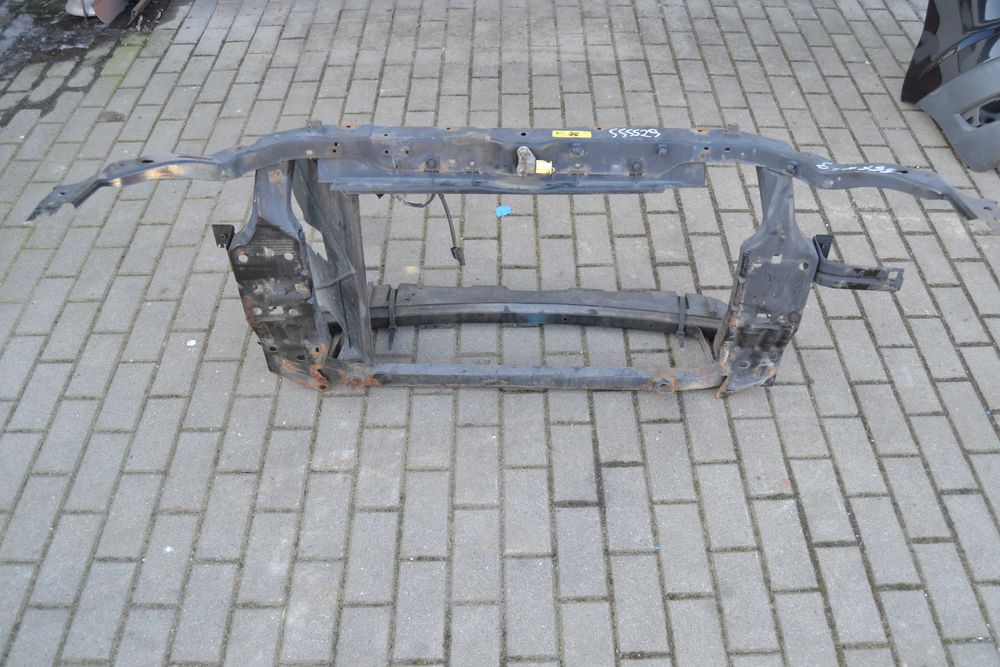 Pas przedni Nissan Qashqai 1.6 benzyna J10 pas nissan qashqai cały