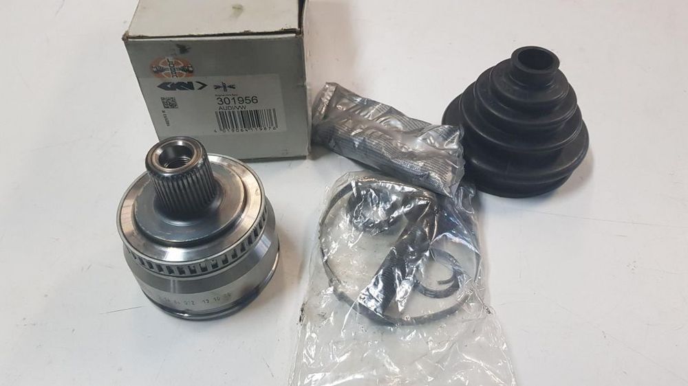 Przegub napędowy zewnętrzny L/P (38z/30z/59,5mm; ABS:45) AUDI A4, A6; VW PASSAT 1.8-2.8 01.95-05.05