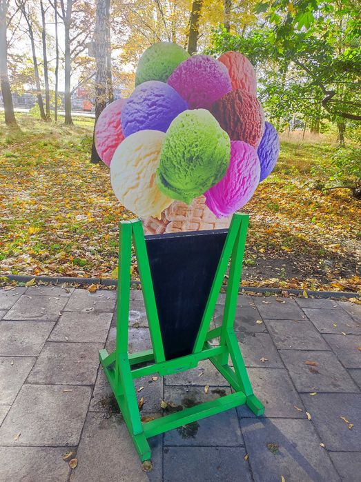 Potykacz reklamowy LODY