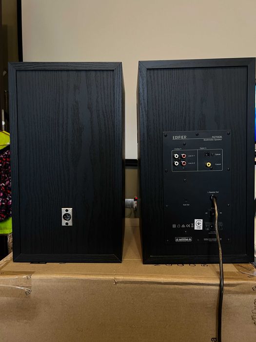 Акустична система Edifier R2750DB