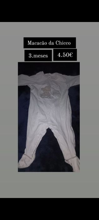Roupa de bebê em 2 mão