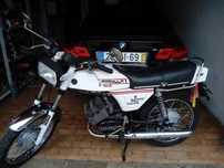 Motorizada Fórmula 1 Restaurada
