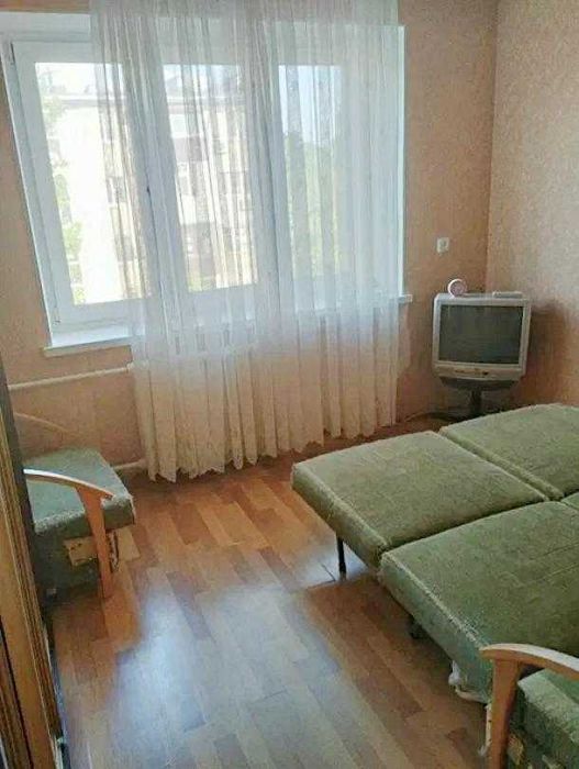 Продам гостинку Стадионный проезд