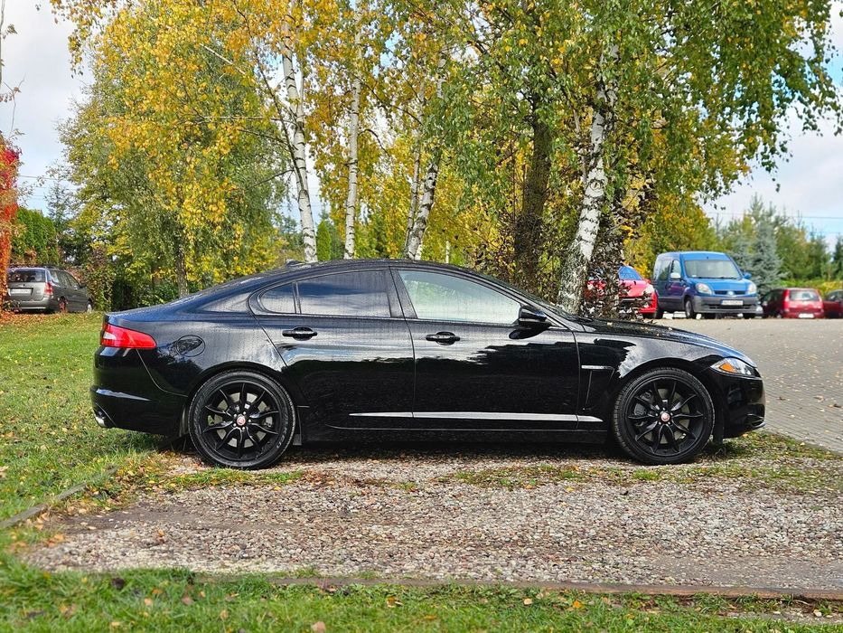 Jaguar XF Jaguar XF 5.0 V8. Meridian 825W, 8HP.