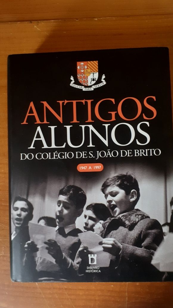 Antigos alunos do Colégio S. João de Brito