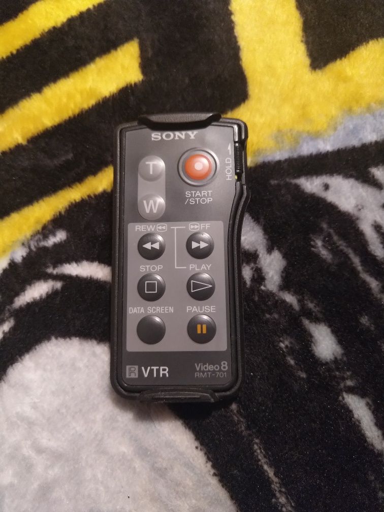 Pilot kamery Sony video 8 rmt701