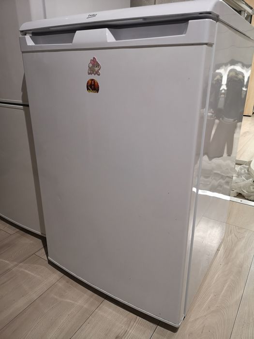 Lodówka niska, lodówkozamrażalka Beko