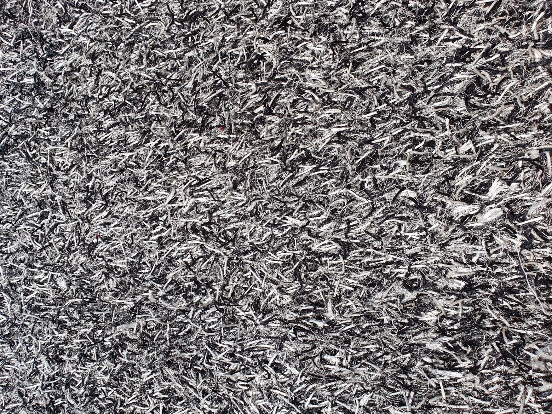 Carpete  Branca e Preta 3x210cm