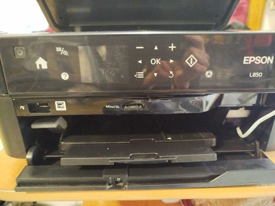 Продаю МФУ Epson L850