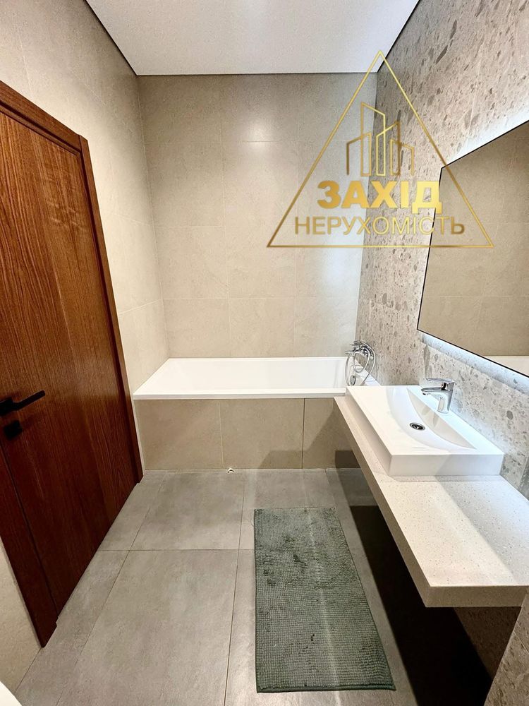 Продаж будинку в стилі хай тек 140 кв.м з дизайнерським ремонтом