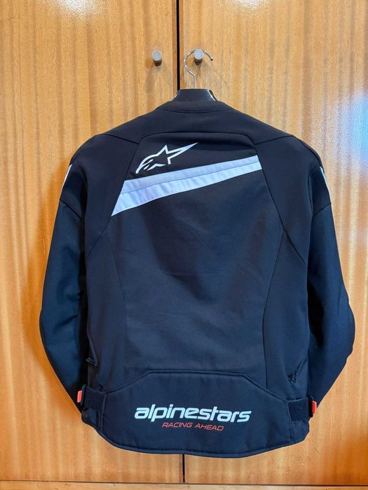 Casaco Alpinestars T-GP Plus R V4 c/ protetor de costas