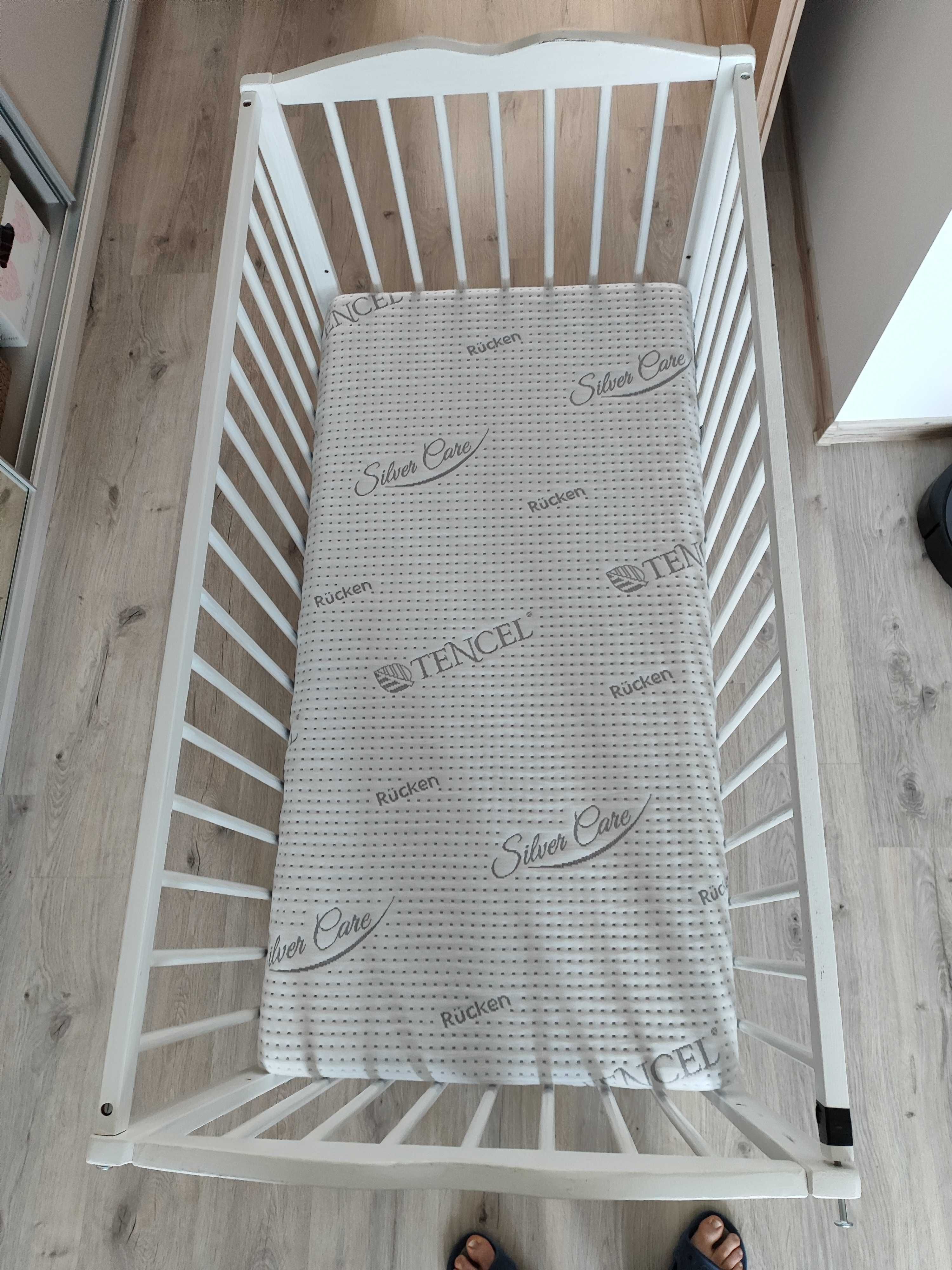 Łóżeczko dziecięce 60x120 z materacem