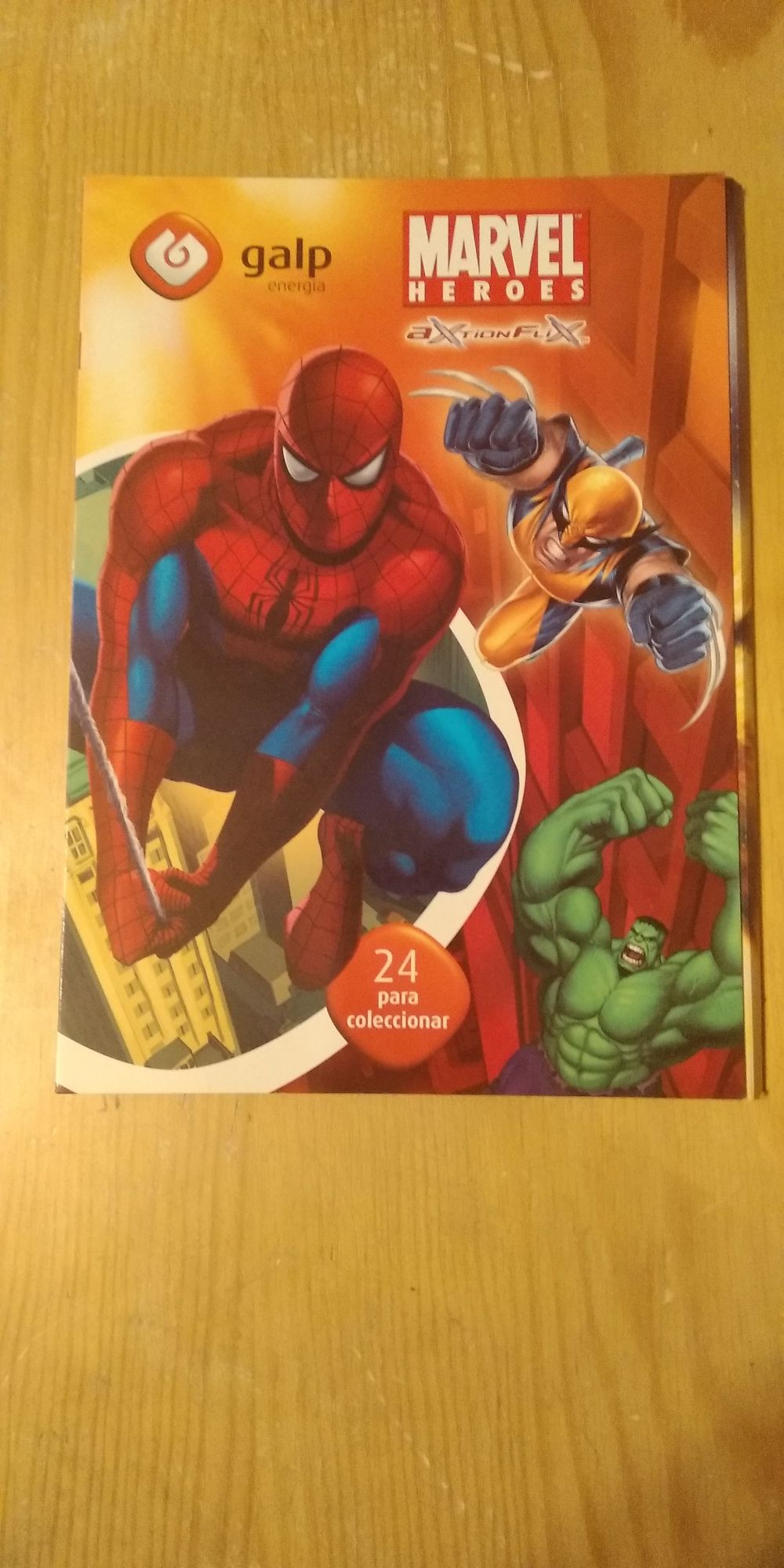 Caderneta de super-herois da Marvel