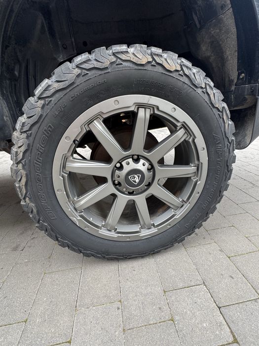 Мітсубісі L200 . В Україні.