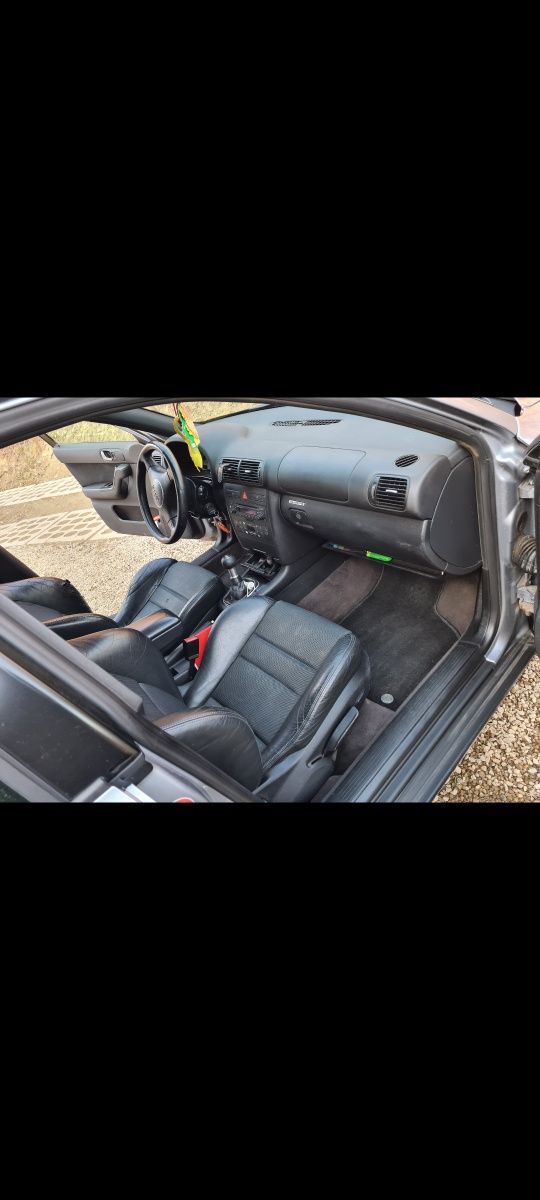 Audi A3 1.9 TDI 130km Quattro (4 motion) S-line