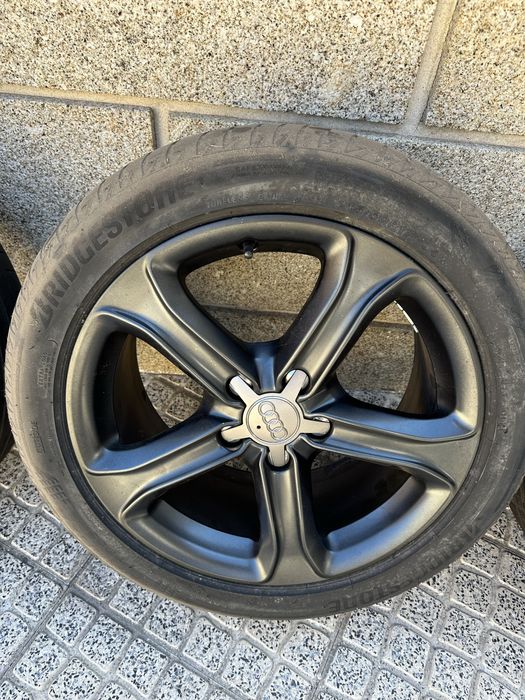 Jantes Audi R17 C/Pneus - 215 50 R17