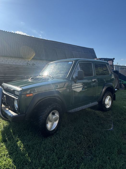 Продам ниву 21213