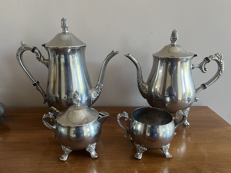 Sprzedam zestaw do kawy i herbaty z mosiądzu posrebrzanego