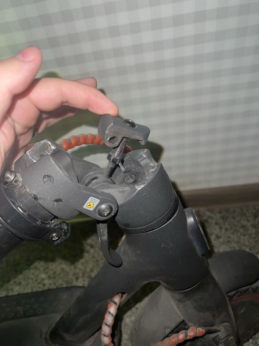 Продаю рабочий самокат Mi Scooter Pro 2
