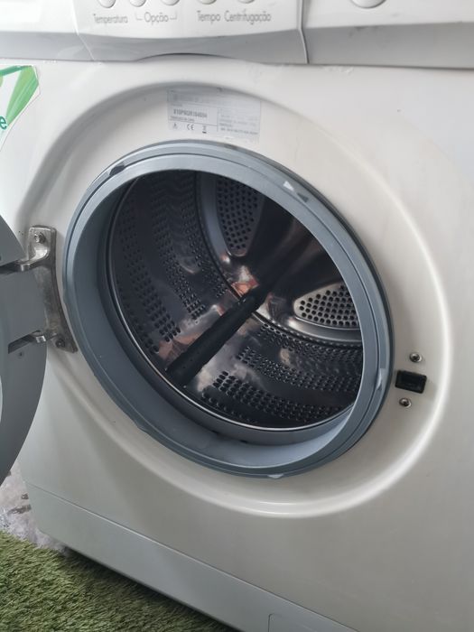 Máquina lavar roupa LG 7kg faço entrega