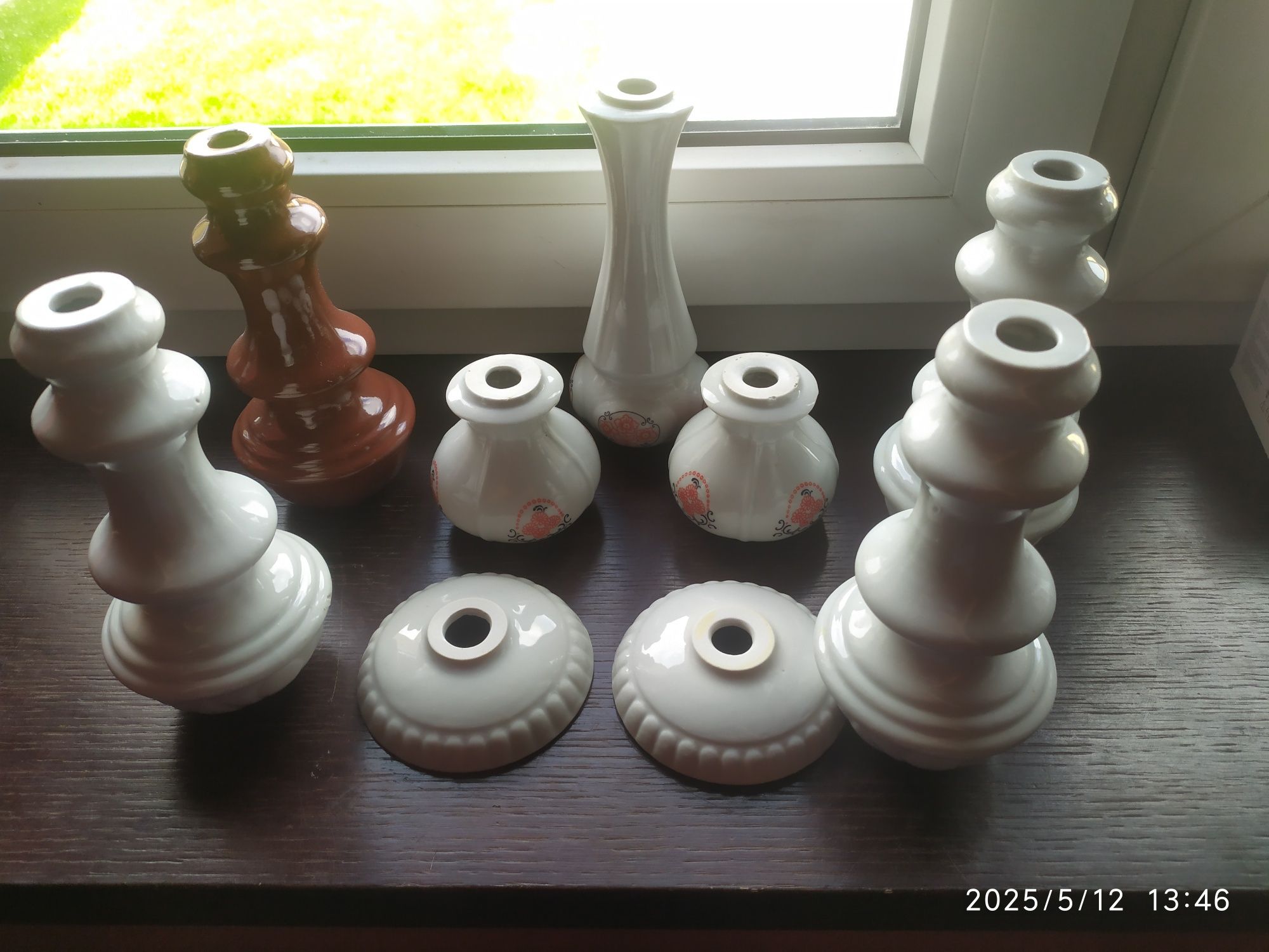 Części starych lamp z prl