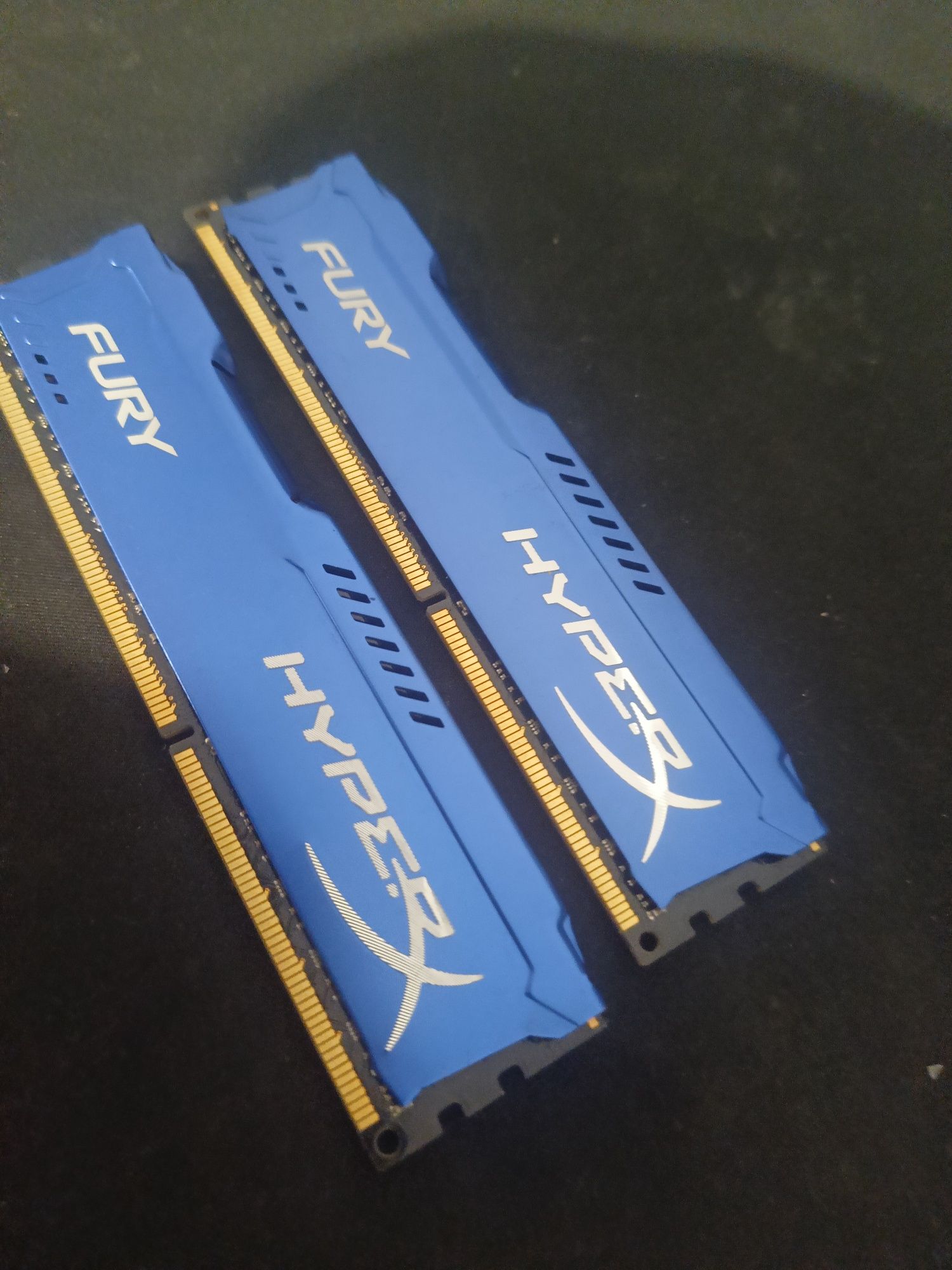 16 GB pamięci RAM marki hyperx DDR 3