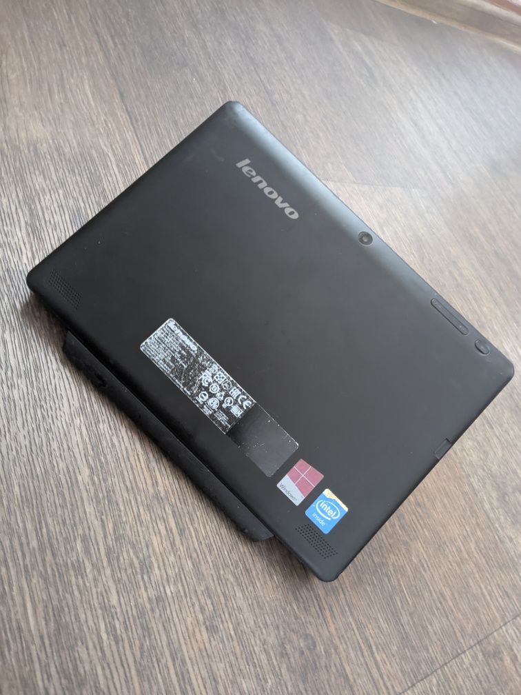 Lenovo miix 300 планшет на Windows 10