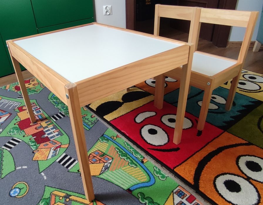Zestaw dziecięcy stolik i dwa krzesła Ikea Latt