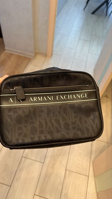 Сумка Армані  стан як на фото.  !!