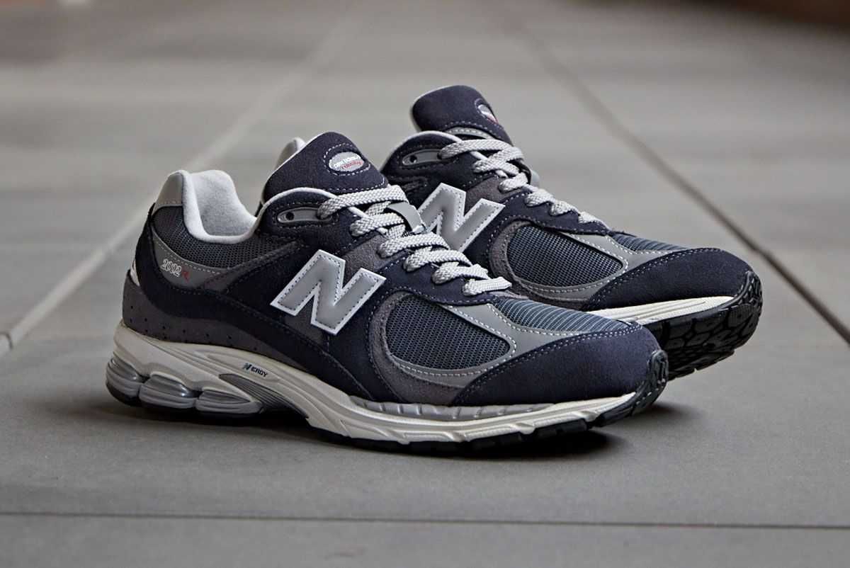 Кросівки жіночі / чоловічі New Balance 2002R Blue (M2002RSF)