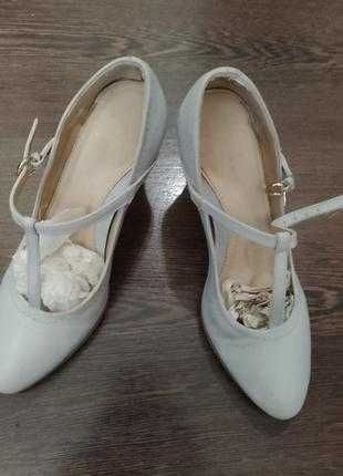 Туфли босоножки натур шкіра 38-39