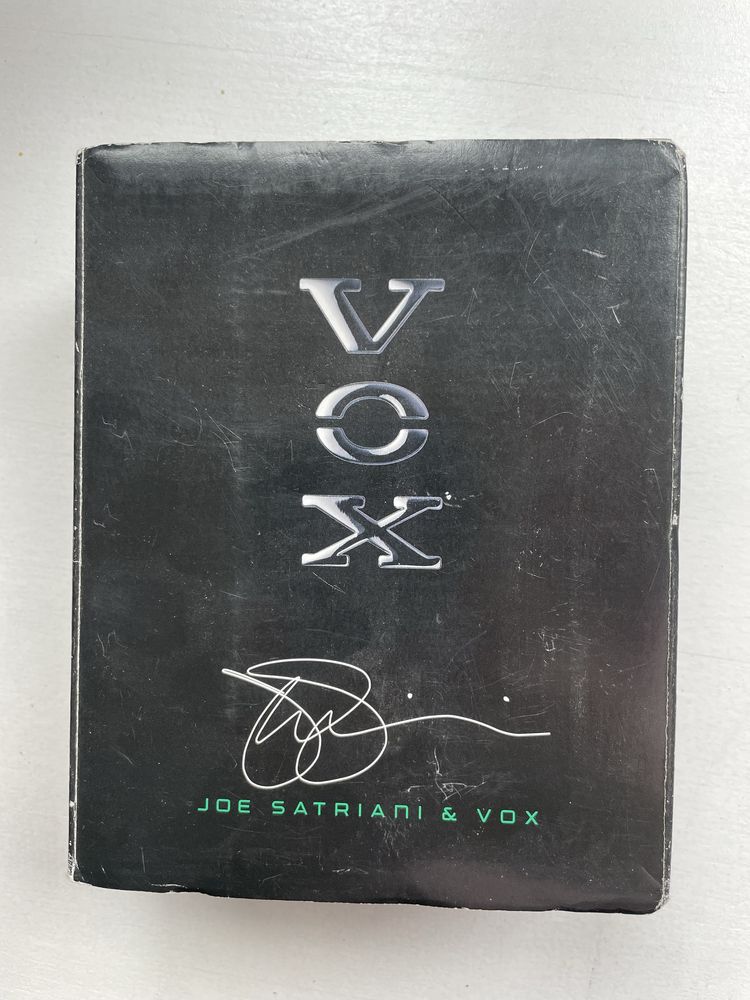 Vox/Satriani Delay Time Machine super stan!