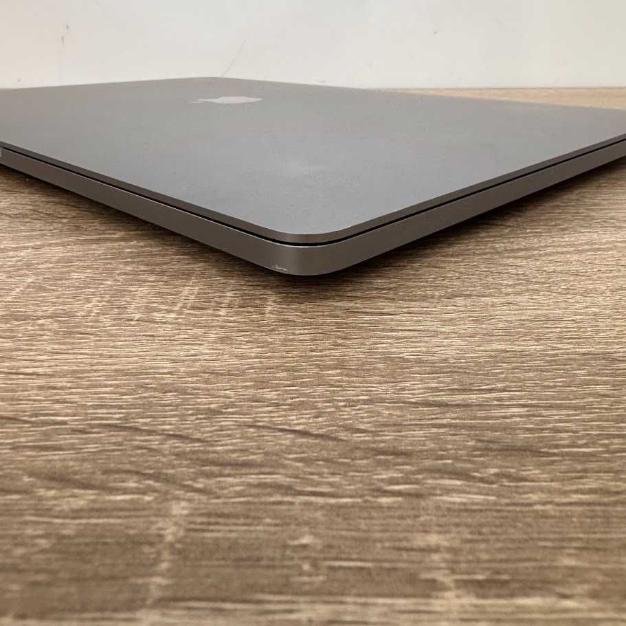 MacBook Pro 16" i9 / 32Gb DDR4 / SSD 512Gb / Radeon 5500m (код: M0341)