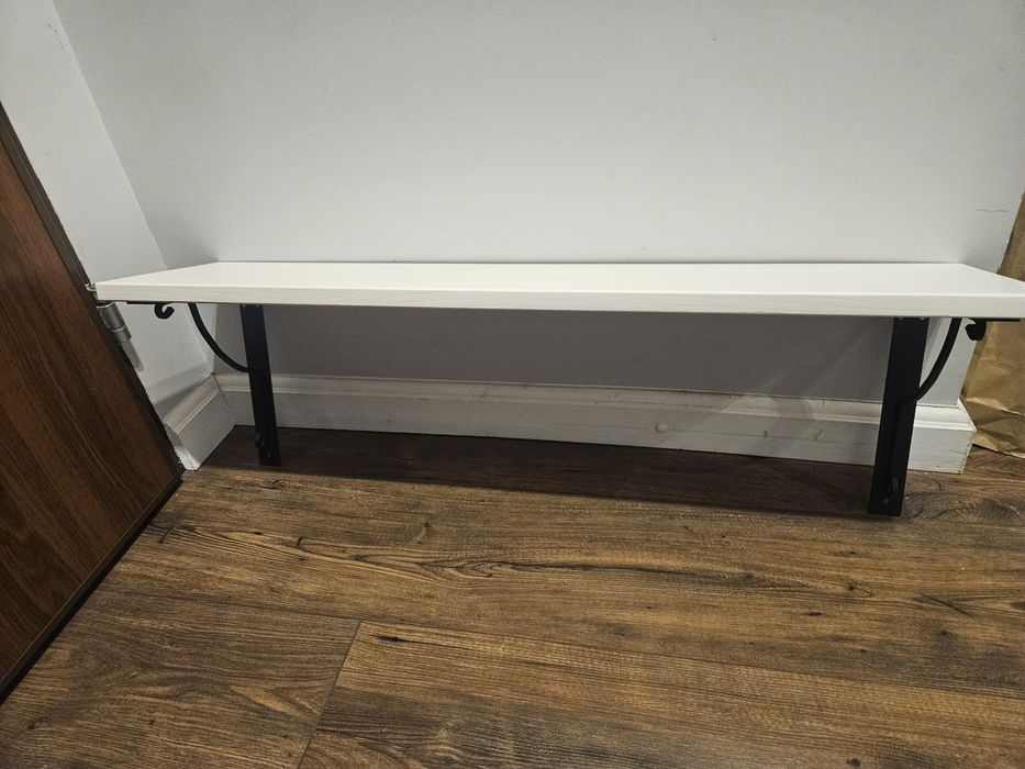 Półka biała na ścianę