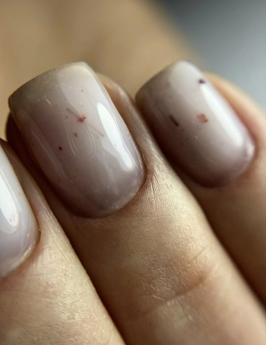 Манікюр з покриттям 350 грн