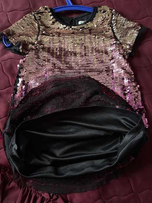 Сукні для дівчаток на 4-5 років