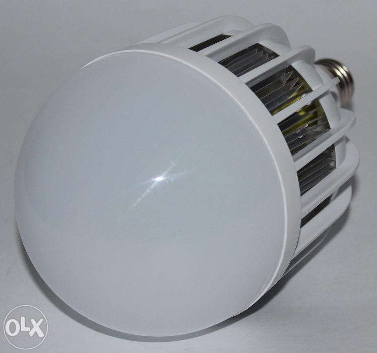 Светодиодная LED лампа 24w распродажа