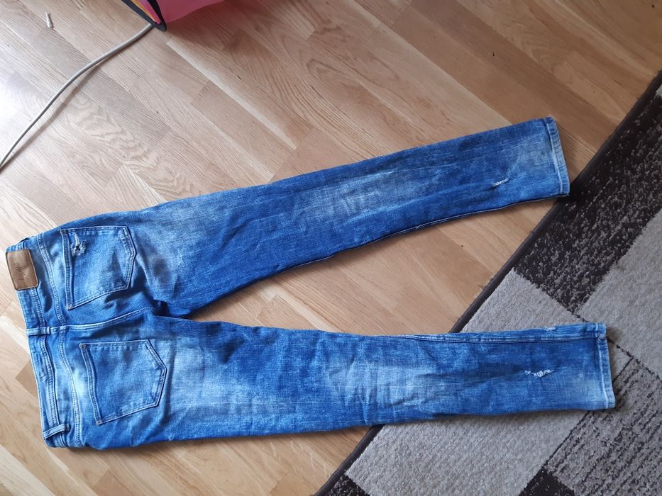 Продам фирменные модные джинсы рванки Zara Terranova